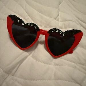 I ❤️ hot dads sunglasses